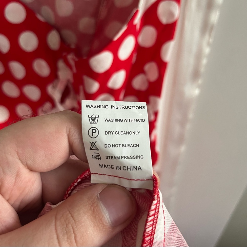 Dress Tells Retro Red & White Polka Dot Pinup Dress Sweetheart Satin - Picture 5 of 7